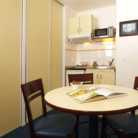 Апарт-отель Appart'city Paris Alfortville Кретей