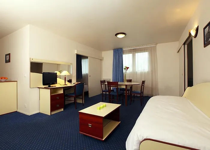 Appart'city Paris Alfortville Апарт-отель